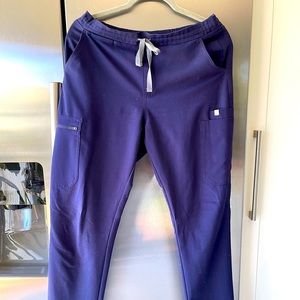 Wear figs Small yola Navy pants